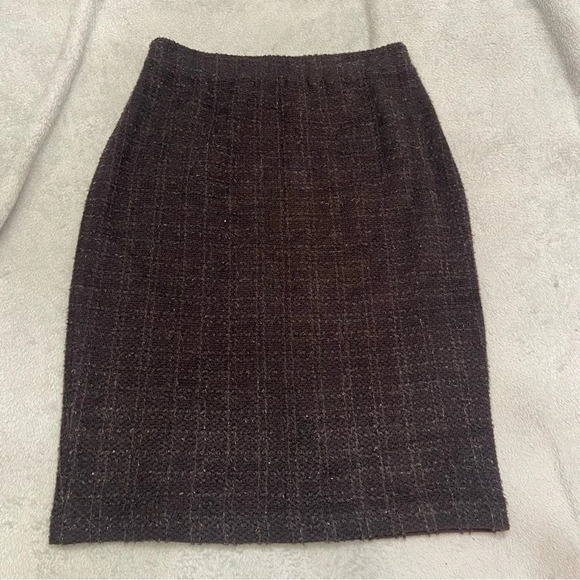 St. John Dresses & Skirts - St John collection metallic knit high waisted pull-on pencil skirt 21221